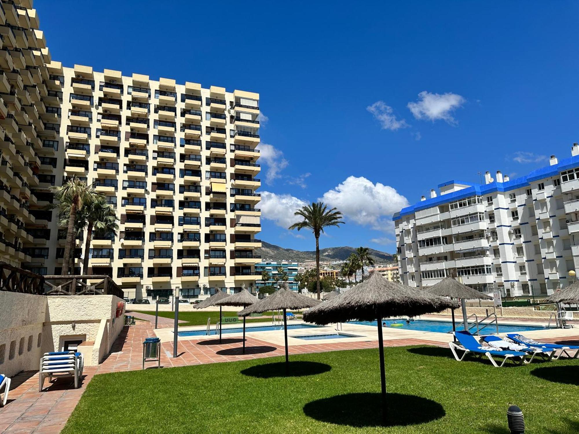 Aloha Playa Sol Y Mar Apartment Benalmadena Exterior photo